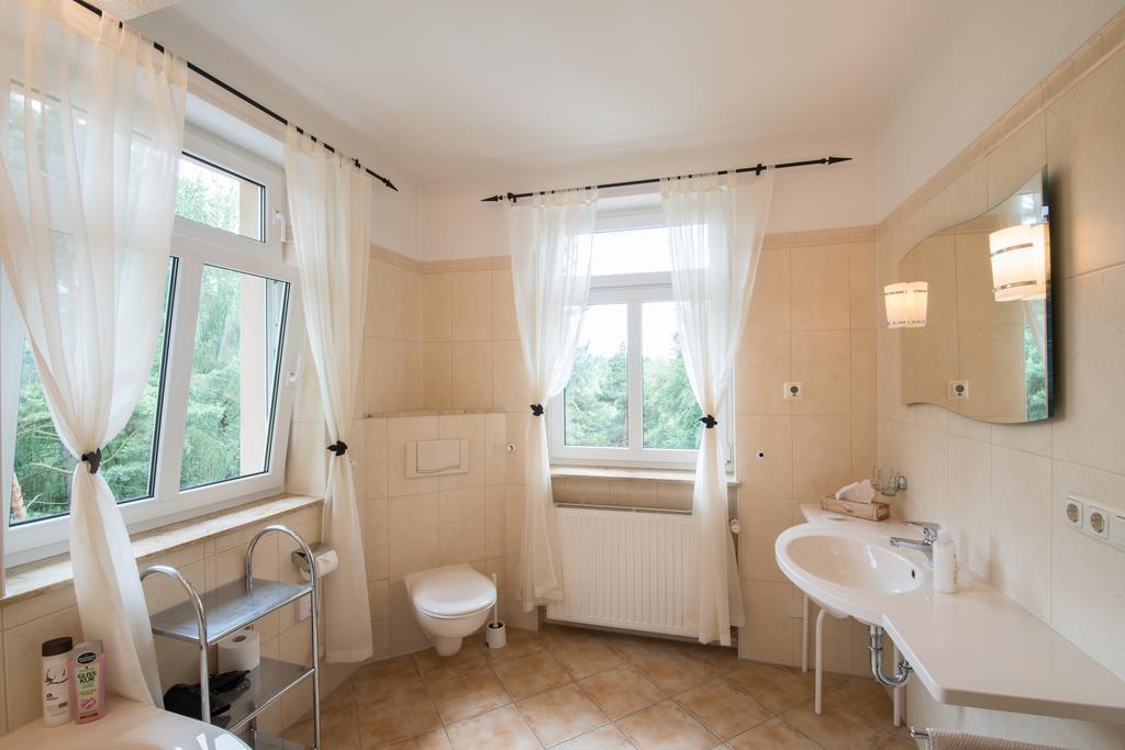 Villa Augustusberg Petrovice  Luaran gambar
